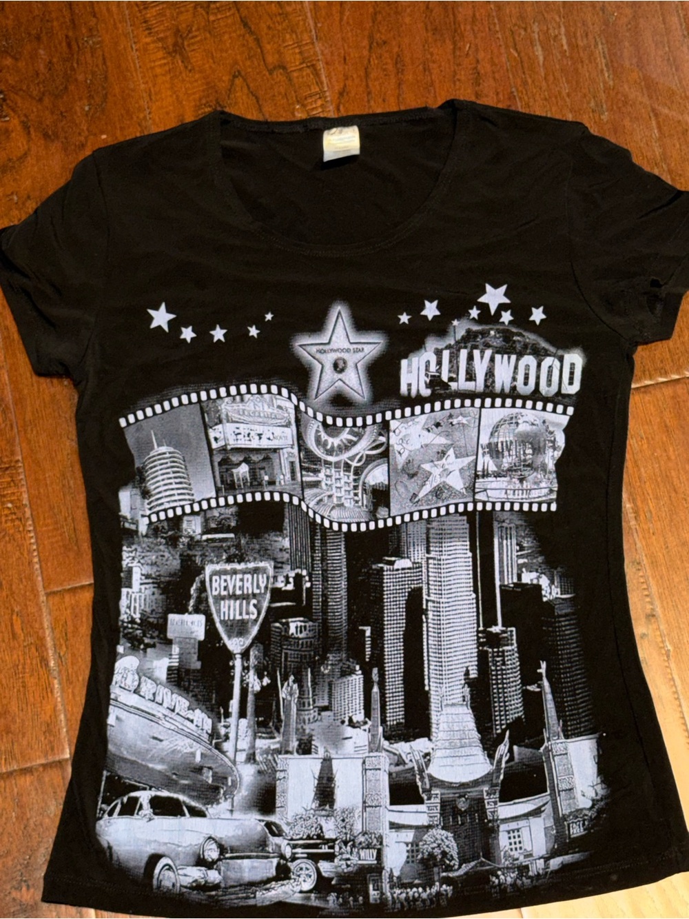 NWOT Girls Passion-1 Black & White Hollywood
Tee size XL